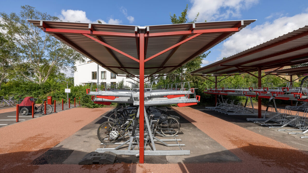 Cykelparkering i etager på Espergærde Station